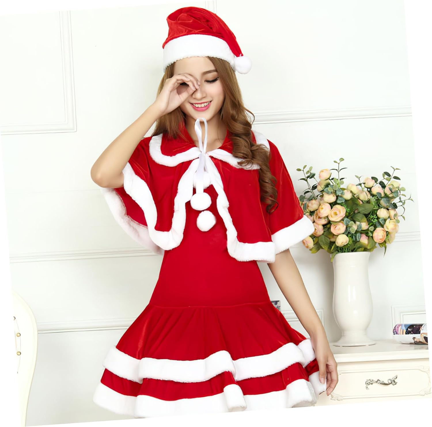 IMIKEYA Christmas Short Cape Shawl Cosplay Costume for Girls and Women Warm and Stylish Winter Cloak for Holiday Parties for Festive Celebrations