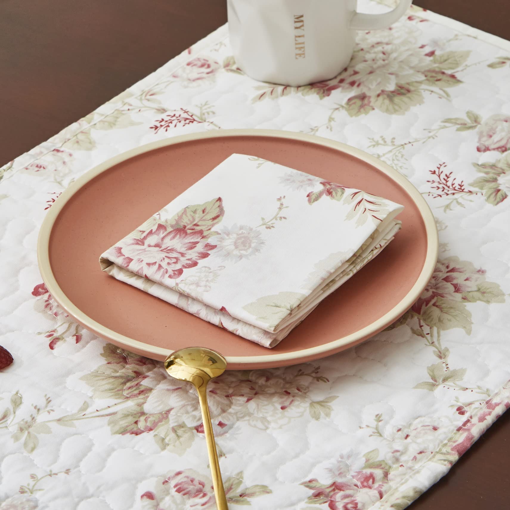 DaDalogy Bedding Soft Cotton Floral Set of 4-Pieces Napkins - Dainty Cottage Roses Hint of Mint Botanical Design - Lovely Romantic Garden Tea & Brunch Dining Table Décor - 18