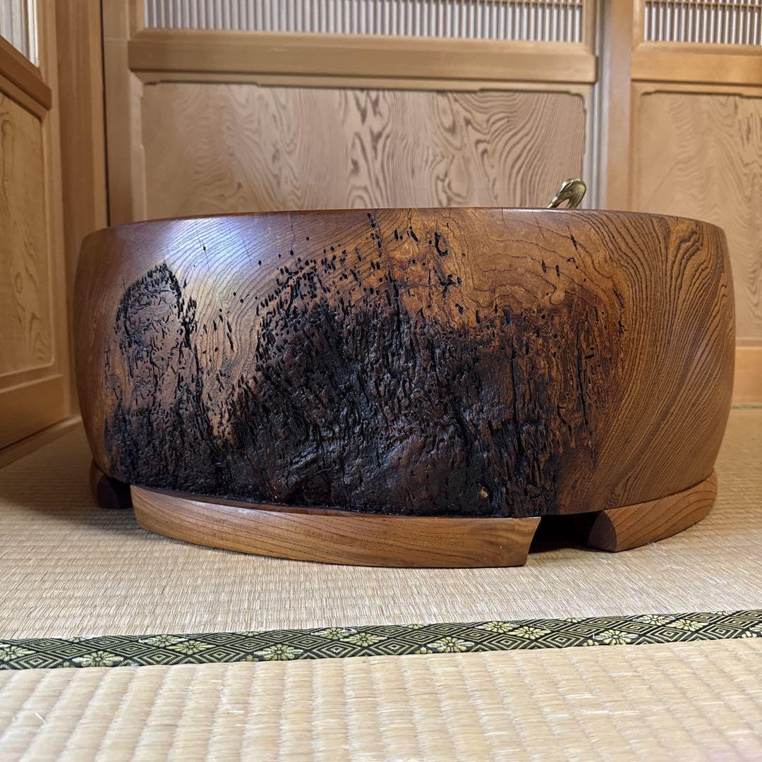 Amazon.co.jp: 特大 極上木目 欅造 無垢材 刳り貫き 大火鉢 丸火鉢