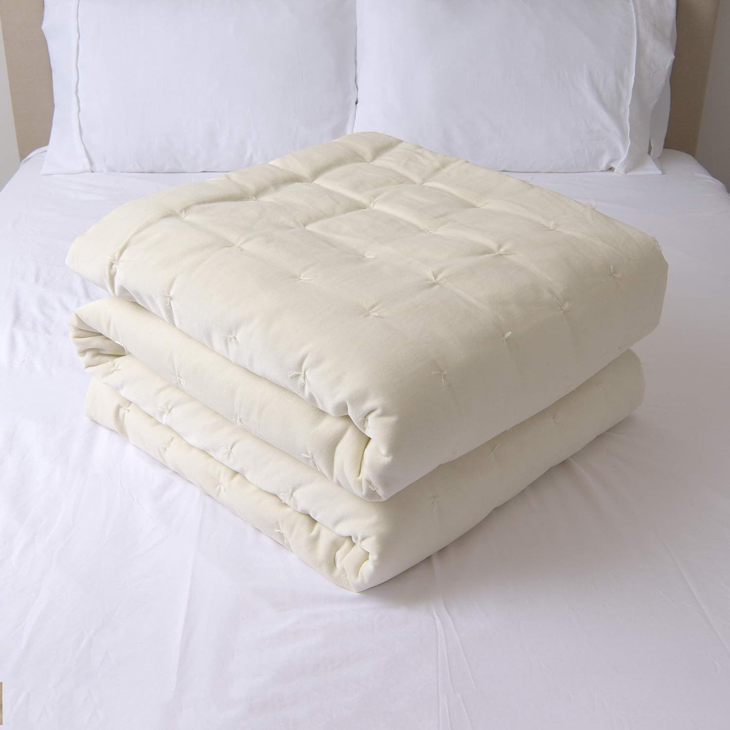 Best Home Fashion Velvet and Cotton Tasseled Quilt - Casual Elegance, Lightweight and Stylish Bedding, Blanket-Twin-Ivory- 86” L x 68” W