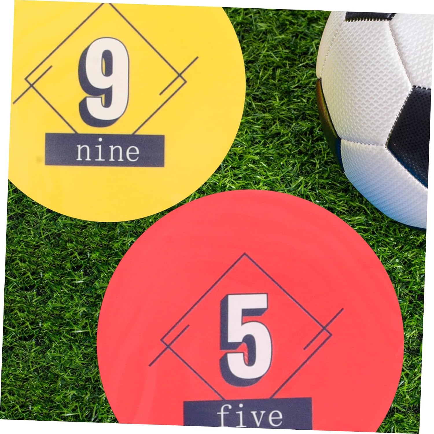 Uonlytech 10pcs Numbered Spot Markers Set, 23cm Round Flat Discs Numbers 1-10, Multi-Color Soccer and Basketball Training Equipment for Agility Drills and Field Marking Random Color