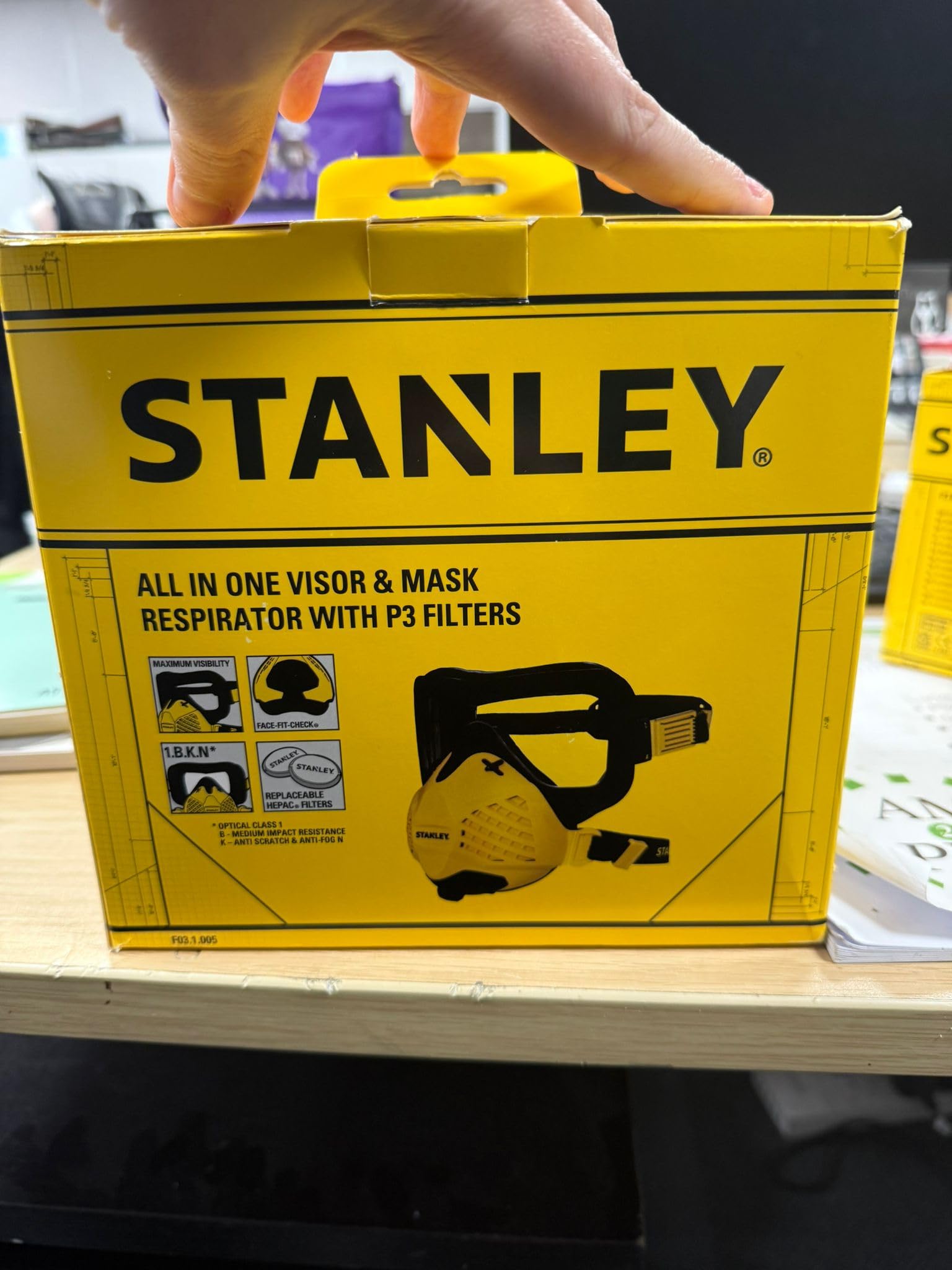 Stanley Technologia Combo-Visor Fit-Check i maksymalna 99,99% -P3 dopasowane filtry w zestawie gogle i do prac budowlanych, cienka maska piaskowa z oddychaniem, żółta, unisex, Żółty, Visor and Dust