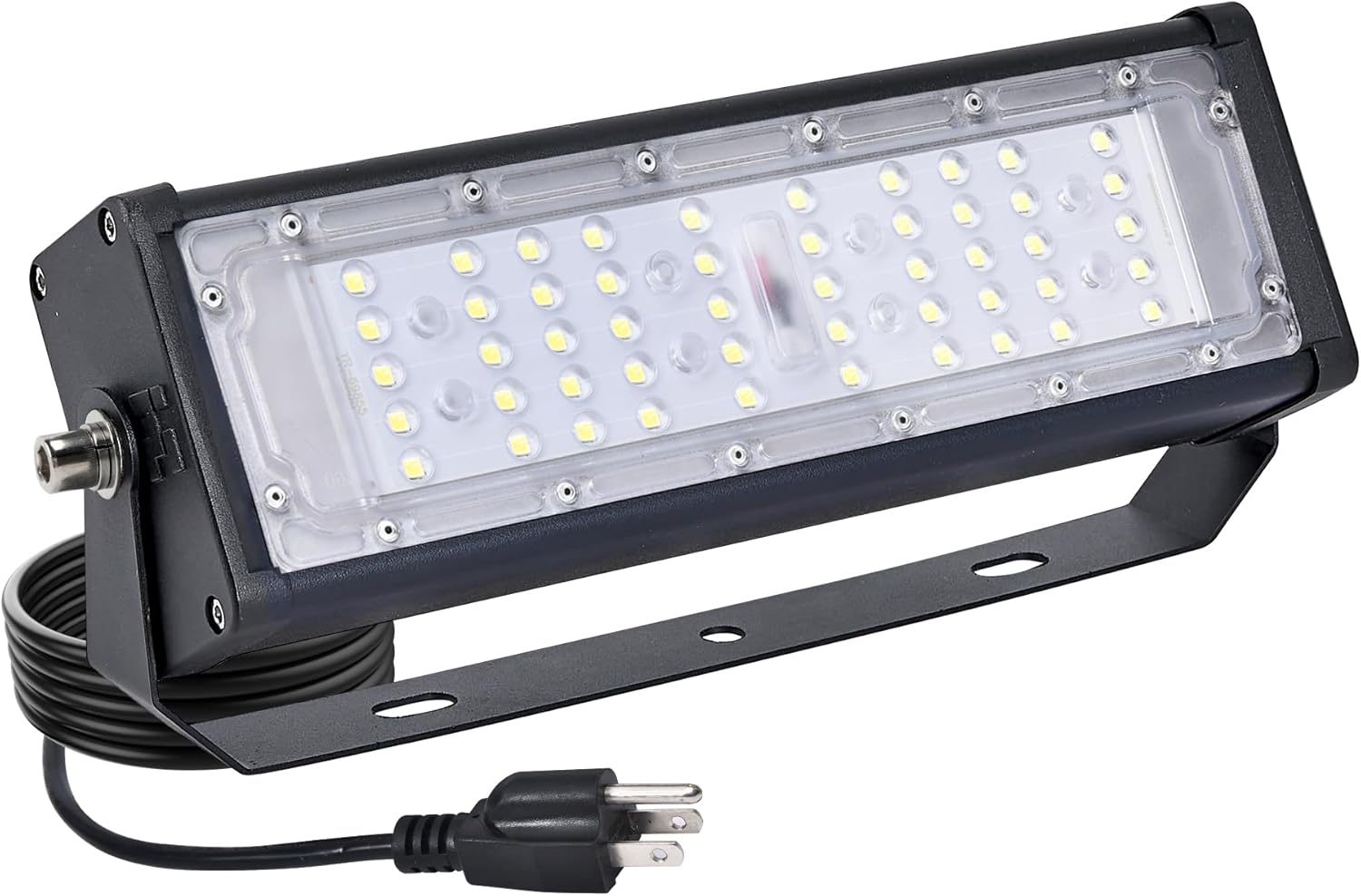 WERISE 200W Stadium Lights Outdoor, IP66 Waterproof 40000LM 200LM/W Super Bright LED Flood Light with Plug, 6000K Daylight White 100-277V Floodlight Security Lighting for Yard Parking Lot