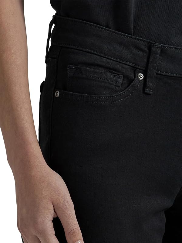 Lee Women's Legendary Mid Rise Straight Leg Jean Black 6 Long by Lee - Used condition - Image 2