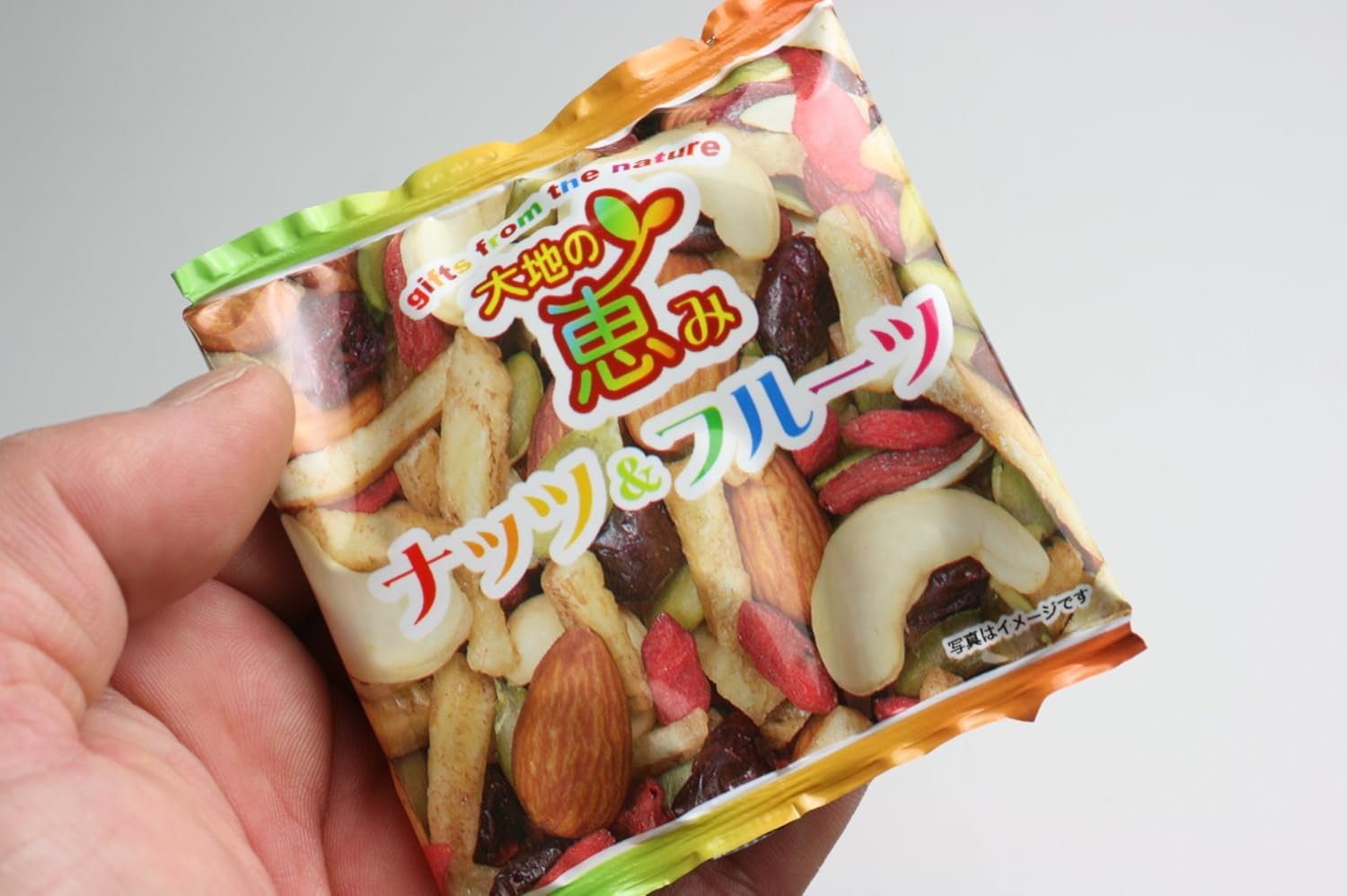 Amazon 大地の恵み ナッツ フルーツ 個包装30袋入 おつまみ研究所 おつまみ 珍味 通販