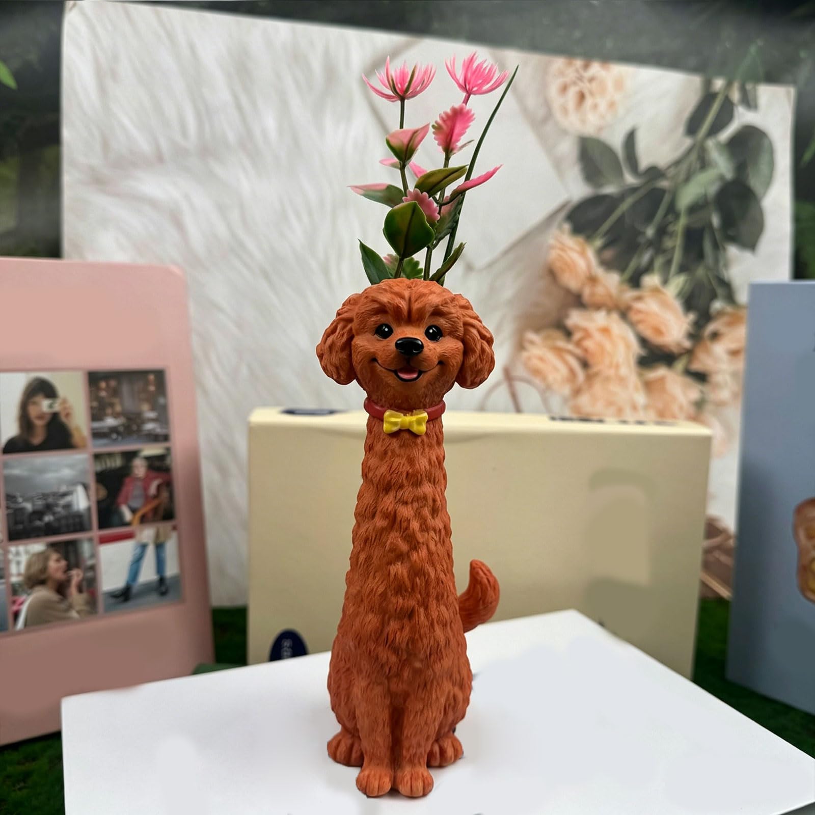 Grazioso contenitore in resina a forma di cane, ideale per piccole composizioni floreali e decorazione della casa da tavolo