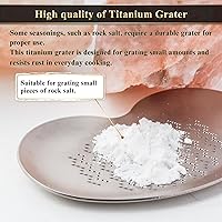 Vista 5 de Rallador japonés de titanio, fabricado en Japón, placa de rejilla fina de 3.4 pulgadas para ajo, jengibre y wasabi, herramienta de cocina compacta