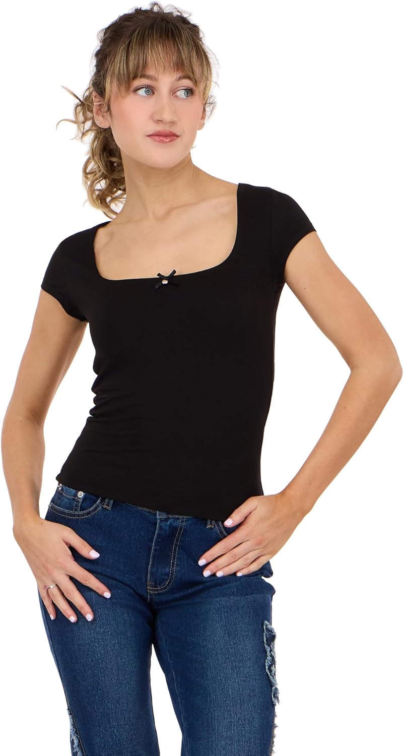 Forever 21 Womens Short Sleeve Square Neck Cropped T-Shirt with Charm