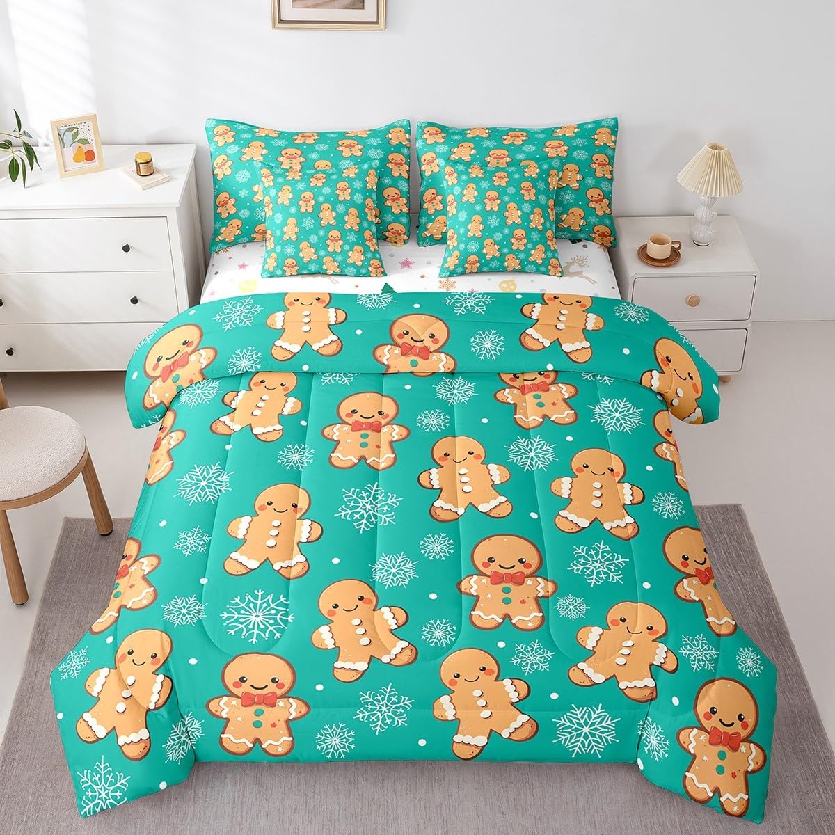 Erosebridal Christmas Gingerbread Queen Bedding Set 7 Piece,Cute Gingerbread Man Bed in A Bag,Xmas Snowflake Comforter Set Kawaii Xmas Sheet Set with Comforter,Green Christmas Decoration