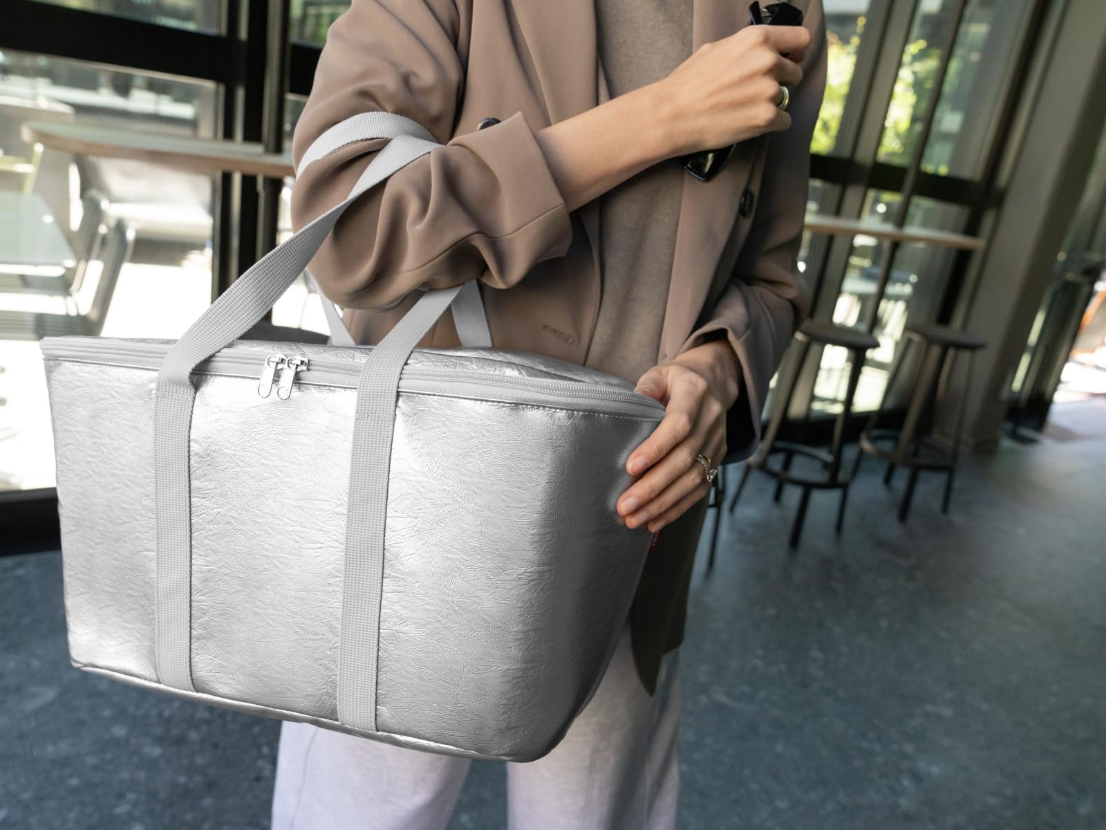 reisenthel coolerbag Sac isotherme en tissu polyester de qualité supérieure - Idéal pour le pique-nique, le shopping et les déplacements, Silver Crackle, Taille unique pour tous, Décontracté