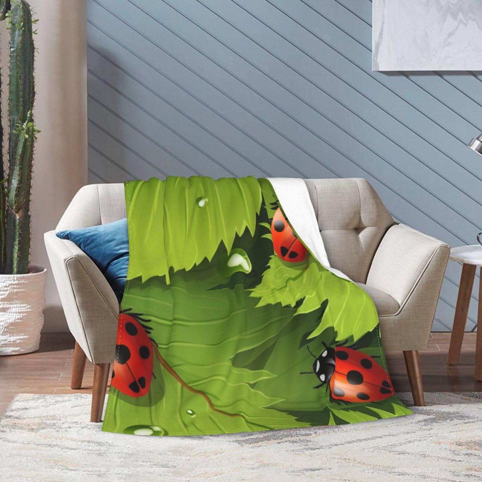 Couverture chaude lit et salon KHiry pour des soirées cocooning