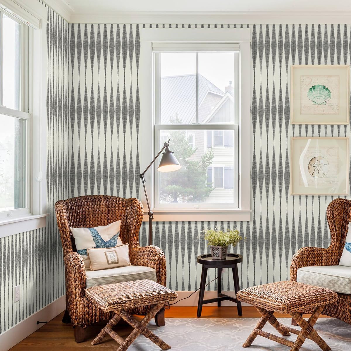 Wudnaye Striped Peel and Stick Wallpaper Modern Contact Paper 17 x 393.7in Beige and Black Removable Wallpaper Peel and Stick Geometric Self Adhesive Wall Paper for Living Room Decorative Vinyl