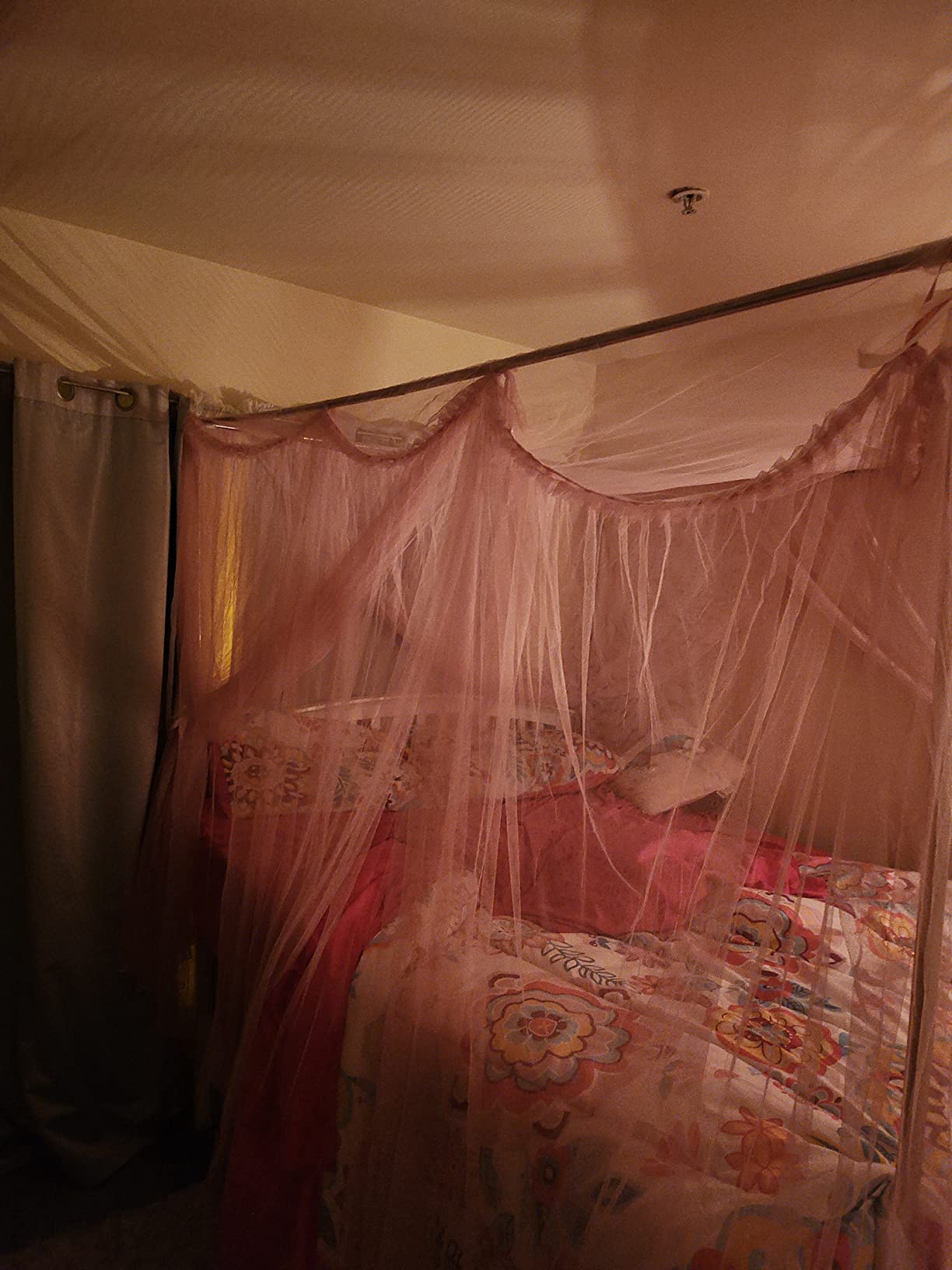 14/mo Finance Mengersi Canopy Bed Frame King Size,Bed Canopy Frame Post Bed Poles,Canopy Bed