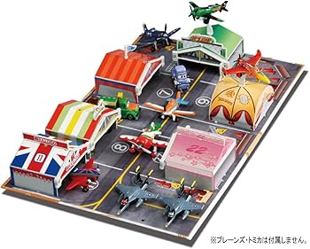 Amazon.co.jp: トミカ プレーンズ ジオラマップ ピットガレージ : おもちゃ