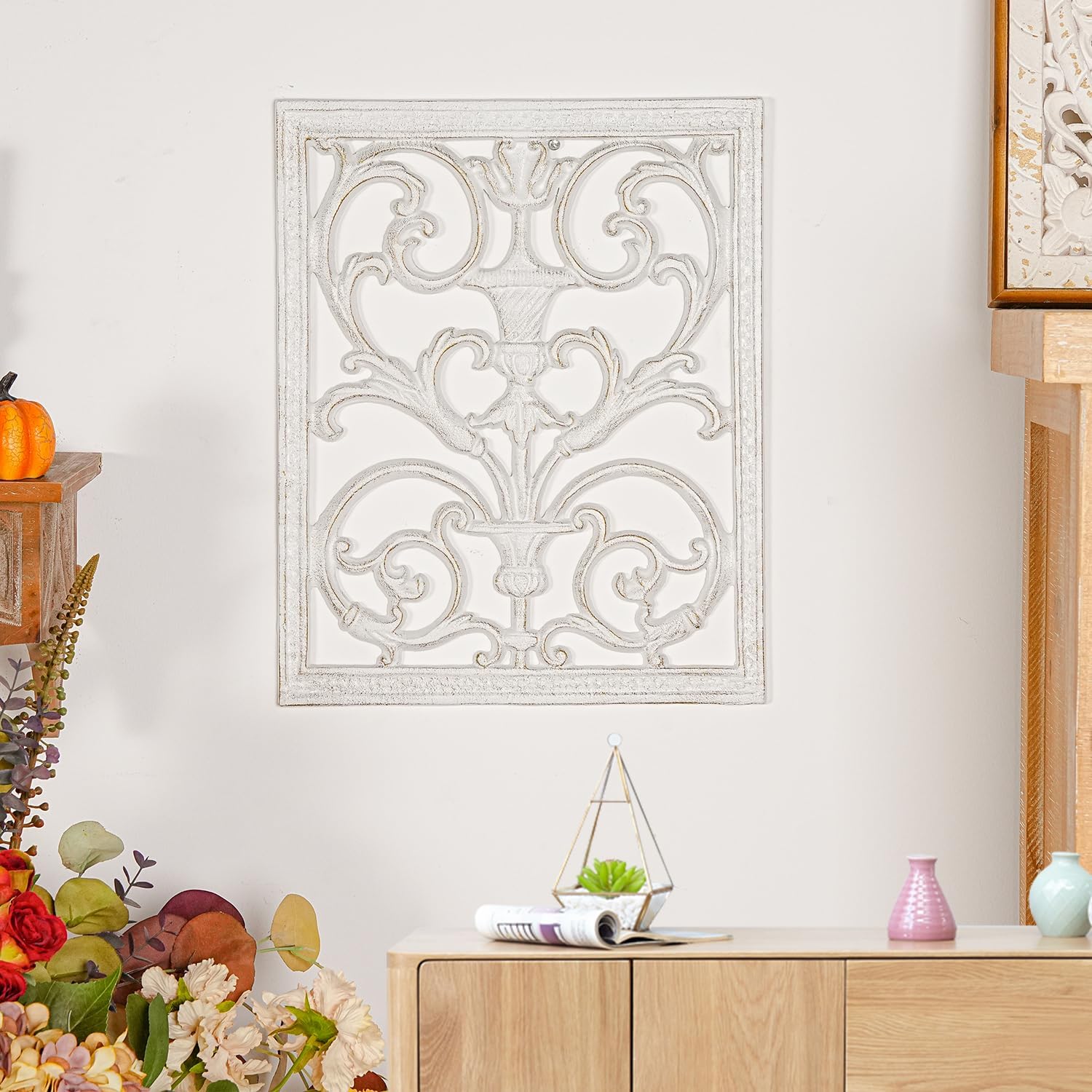 Sungmor Cast Iron Scroll Wall Decor, Flower Carved Artwork, 12x15 Inch Intricate and Pretty Plaque, Living Room, Bedroom Decorations, Antique White with Gold Accent