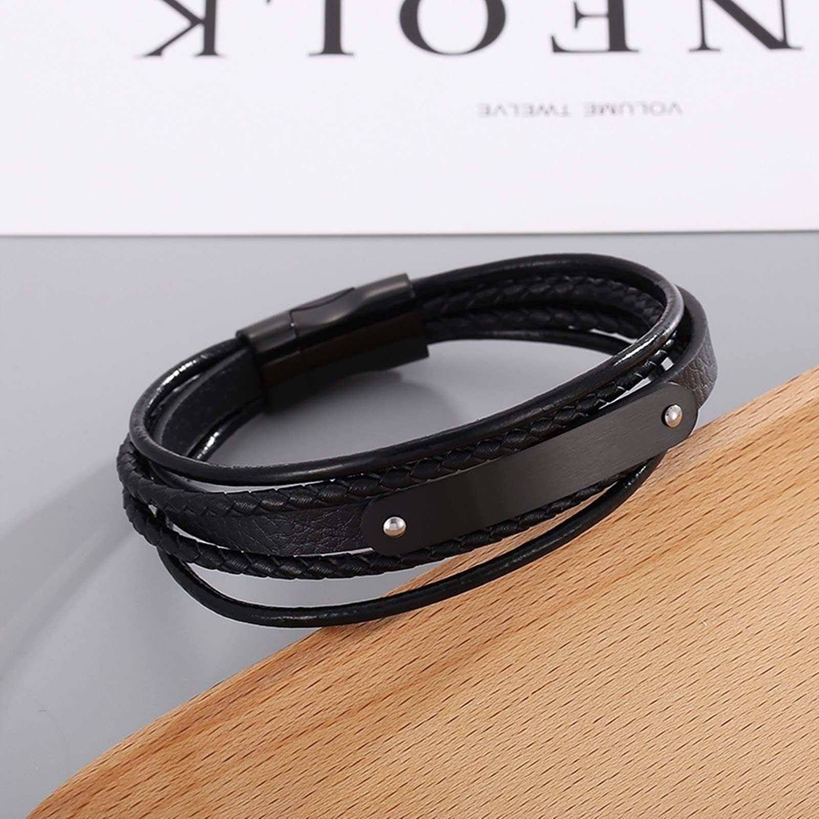 Personalisierte Geschenke Armbänder Herren Gravur Punk Armbänder Edelstahlarmband mit Magnetverschluss