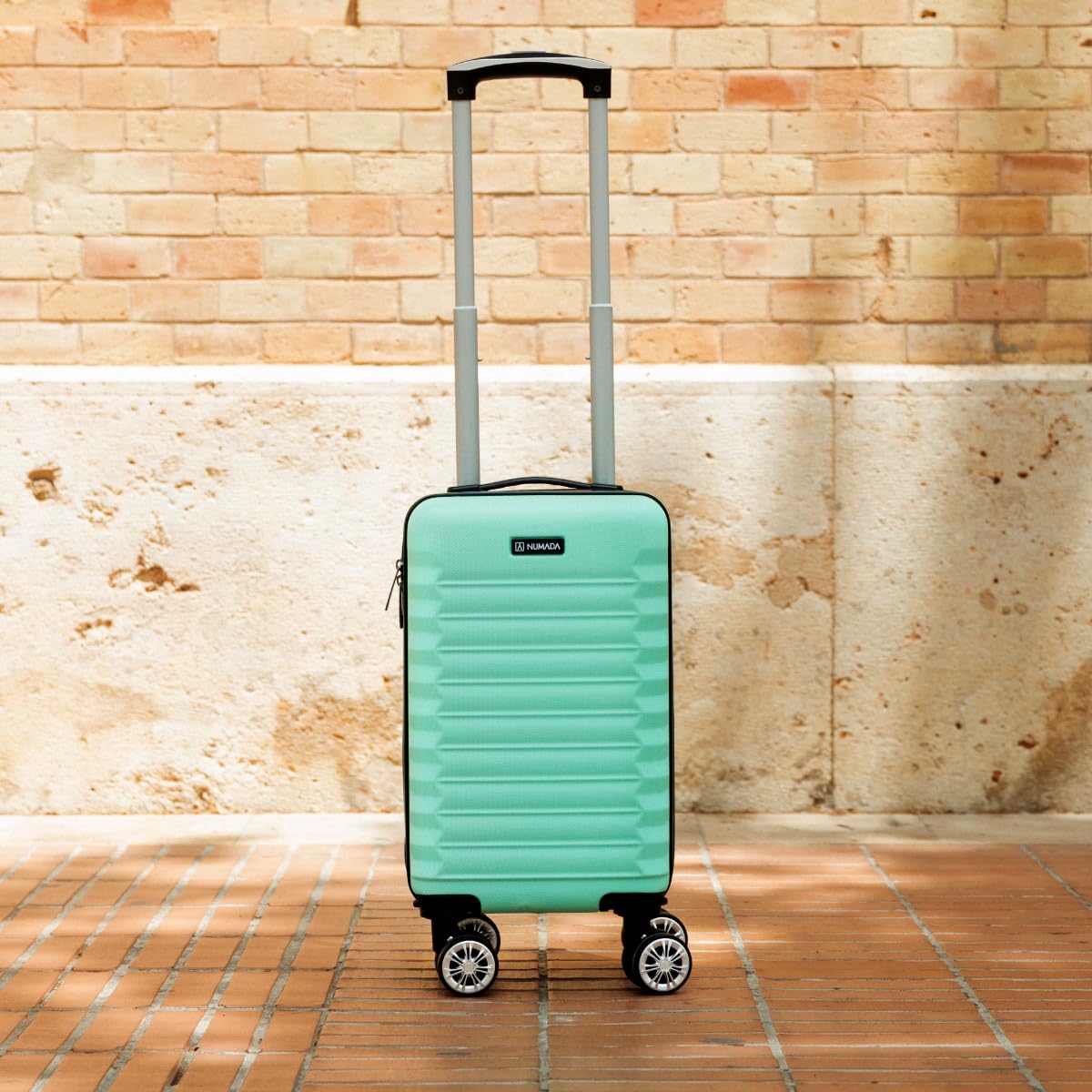 NUMADA - Reisekoffer Kabine 40 x 25 x 20 cm (20 l) Upfly Underseat 16 XXS mit abnehmbaren Rädern, Kabinenkoffer aus ABS, ideal als Handgepäck für Ryanair, Vueling oder Easyjet