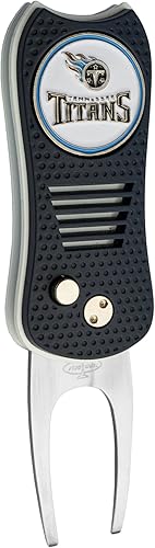 Miniatura 8 de Team Golf NFL Switchblade Herramienta de Divot con Marcador de Pelota Magnético de Doble Cara, Cuenta con Diseño Patentado de Una Sola Punta, Causa