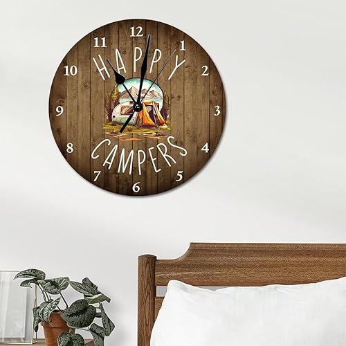 Miniatura 4 de ArogGeld Reloj de PVC de 12 pulgadas, silencioso, sin tictac, Happy Camper, reloj de pared grande con temática de campamento, funciona con pilas,