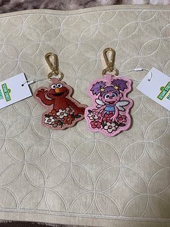 Amazon.co.jp: Abbey Sesame Street Market Exclusive Elmo Key Chain Set ...