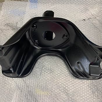 走行25キロ ランクル70 再再販 GDJ76 スペアタイヤブラケット　新車外し 走行25キロ ランクル70 再再販 GDJ76 スペアタイヤブラケット