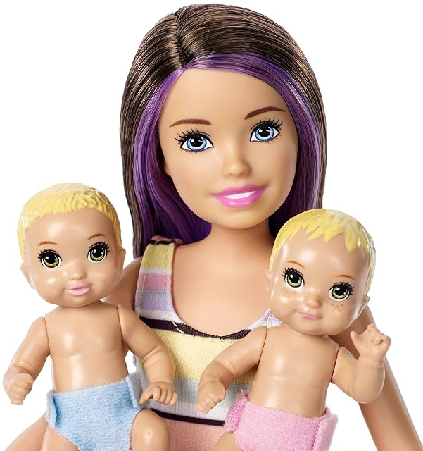 Foto 4 de 6 de Barbie Skipper Hora de la Siesta, Muñeca Canguro con bebés y Accesorios