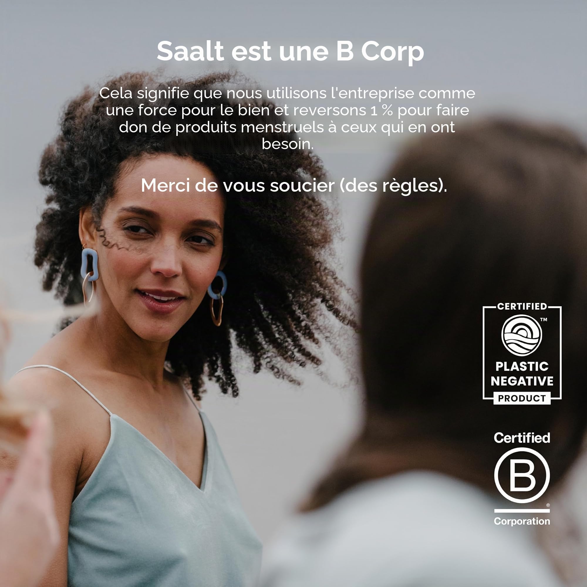Saalt Soft Menstrual Cup – Coupe menstruelle réutilisable – Protection anti-fuites jusqu'à 12 heures – Sans BPA ni latex – Inclut une coupe et un sac de transport - taille Petit, Gris