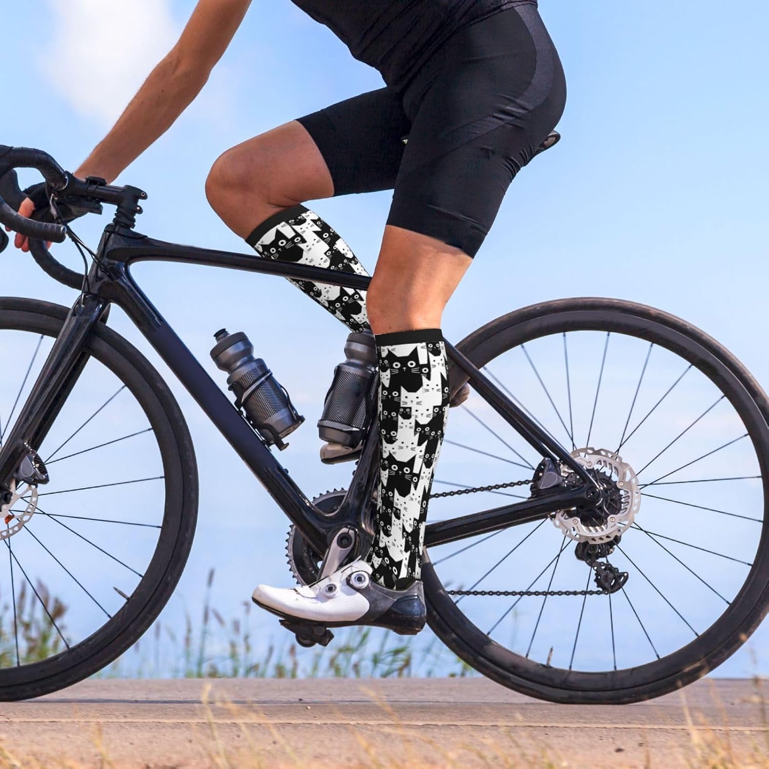 Tie Dye Compression Socks Knee High Support Socks For Women Men Running Athletic Hiking - Image 2