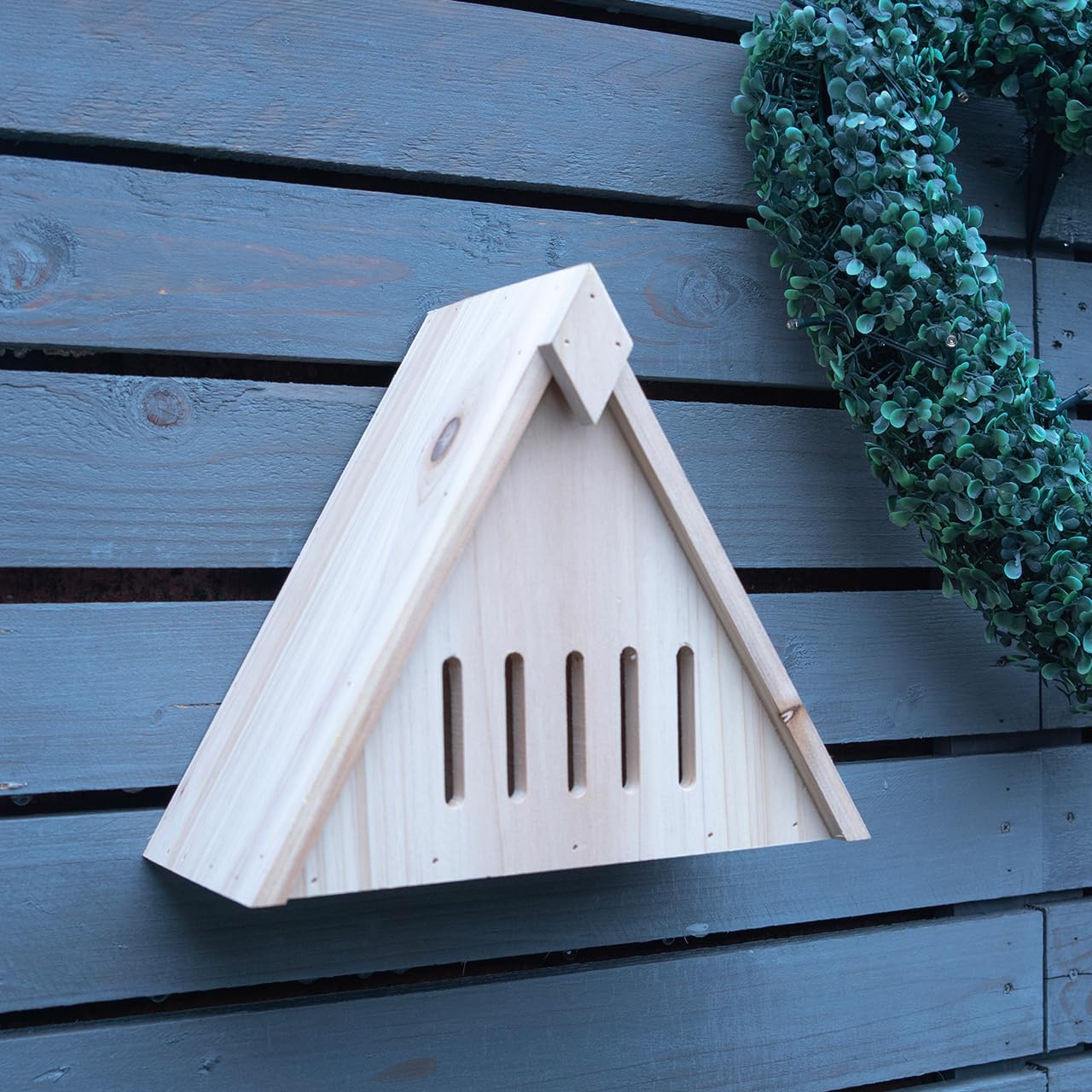 Wooden Butterfly House - Freestanding or Wall Mounted Outdoor Garden Bug Insect Hotel Shelter Nesting Box Habitat with Multiple Openings & Pitched Roof for Butterflies or Moths - H26 x W25.5 x D15cm