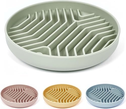 XAQMHSW Silicone Slow Feeder Dog Bowl with Suction Cups, Puzzle Design for Healthy Eating, Green