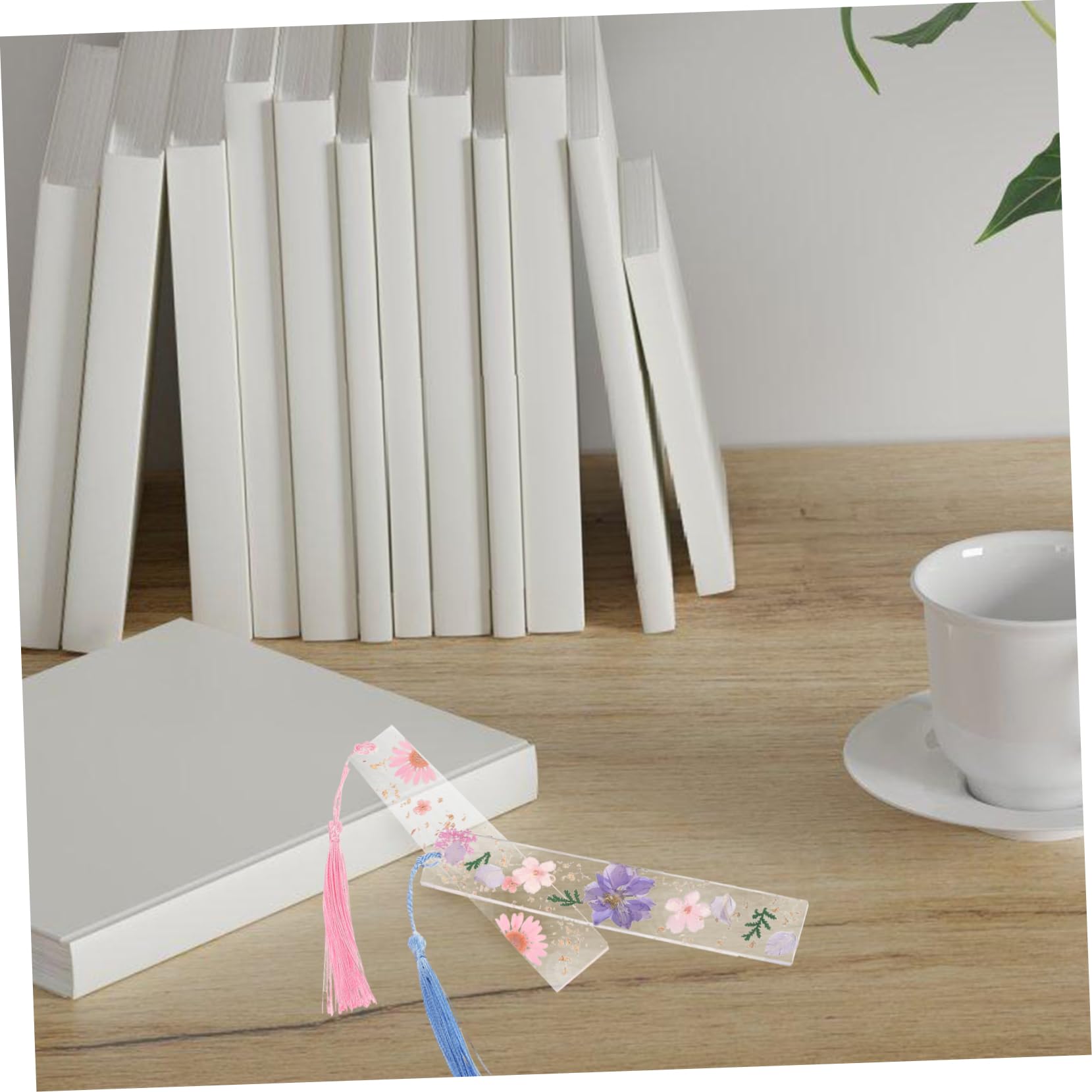 GALPADA 4 Ensembles Marque Pages Résine Avec Pompons Marque Pages Vintage Faits Main Avec Fleurs Séchées Et Élégant Pour Lecteurs Et Étudiants Rose 2 Pièces * 4