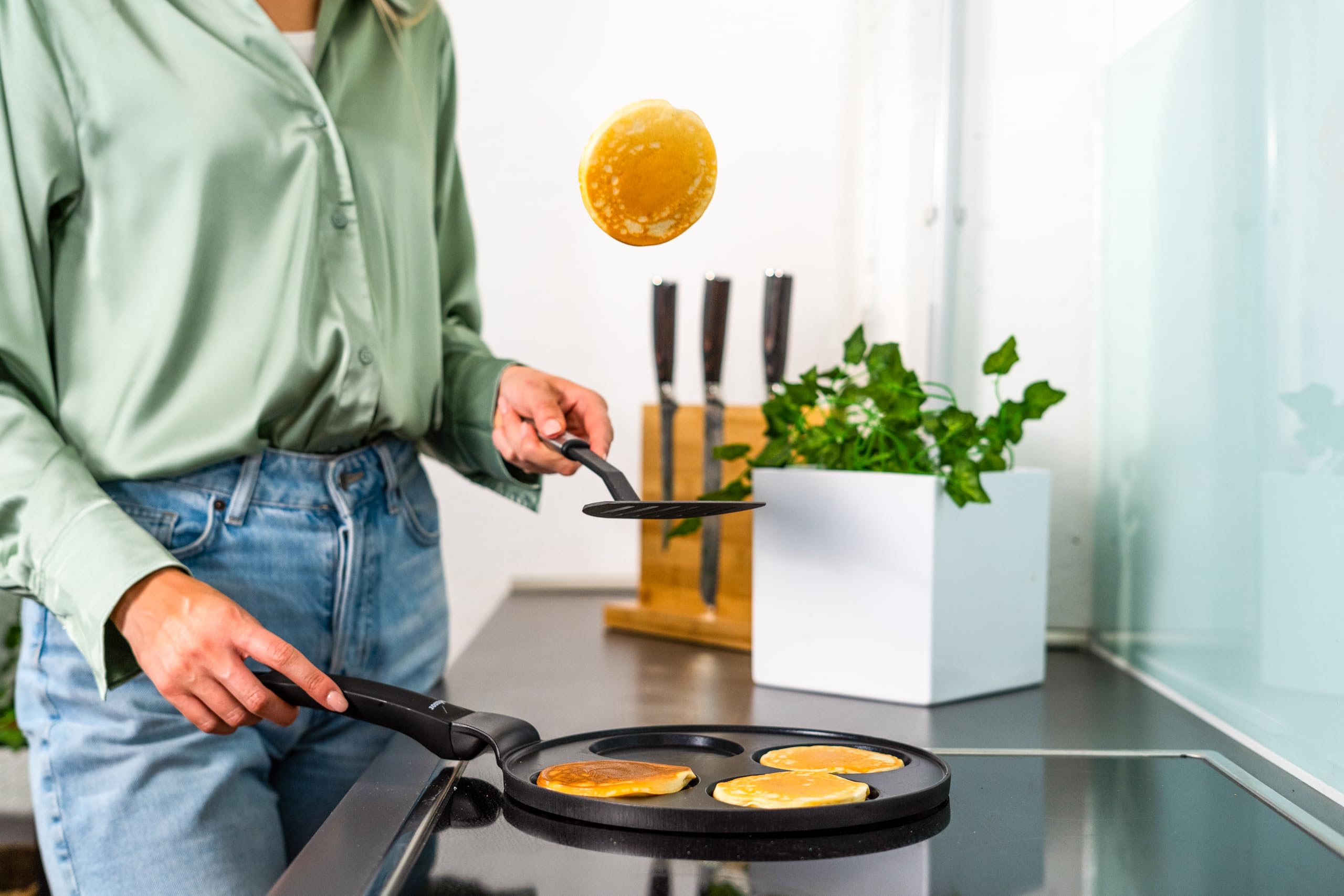 endusor Patelnia do Naleśników na Indukcję (Ø26cm) 4 foremki | Powłoka PowerShield, Gaz Ceramika Elektryczność, do jajek naleśników Poffertjes Blinis