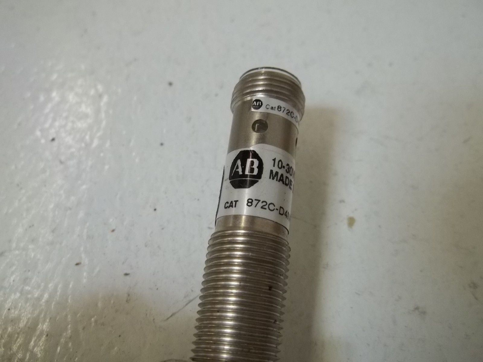 Allen Bradley 872C-D4NP12-D4 Proximity Switch 872CD4NP12D4