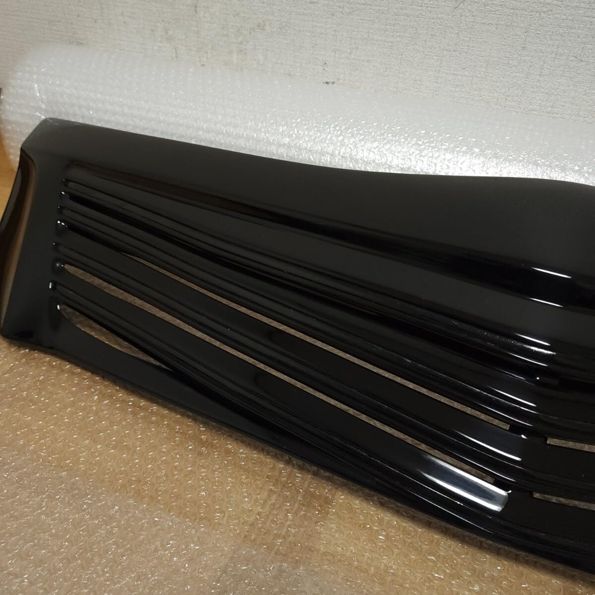 80系　ヴォクシー ZS 前期 AMS フロント グリル　ラジエーターグリル 80系 ヴォクシー ZS 前期 AMS フロント グリル ラジエーター