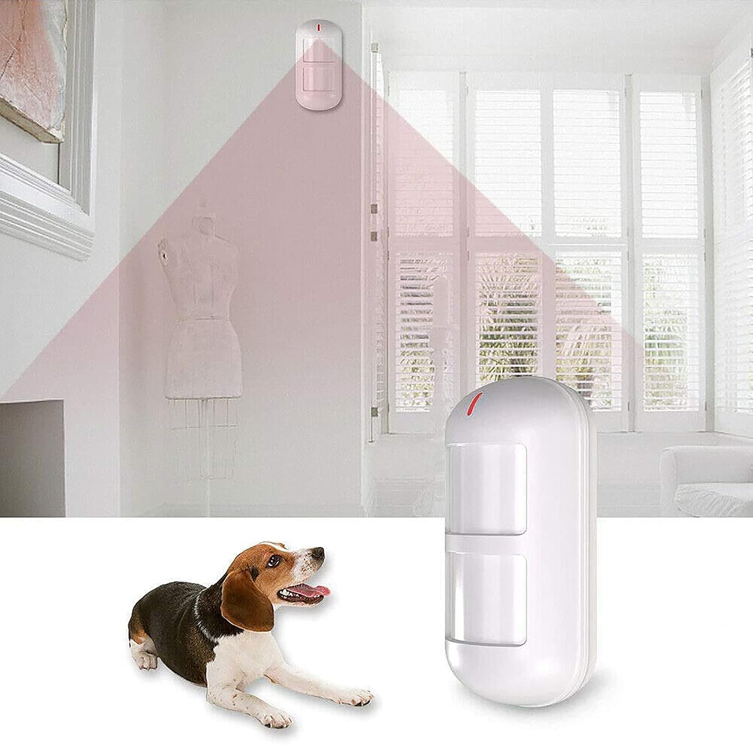 PIR motion sensor shown with a dog, indicating pet-friendly detection.