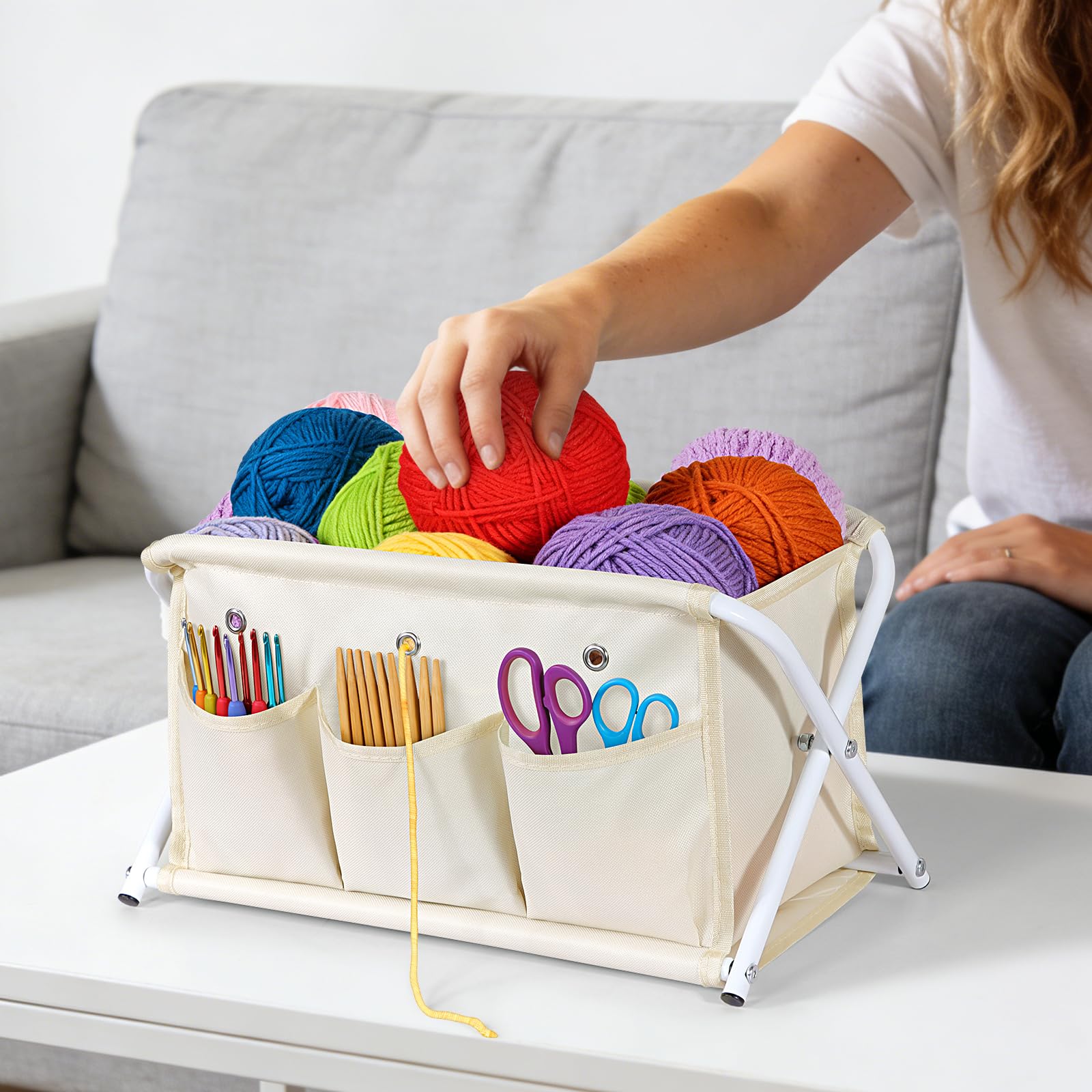 KEEGH Garn-Organizer mit großem Fassungsvermögen, Installationsfreier Garn-Caddy mit 3 Taschen, Häkeltasche, Organizer für Häkelnadeln, Stricknadeln, Zubehör