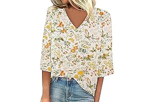 Stunning floral blouse for a stylish summer look
