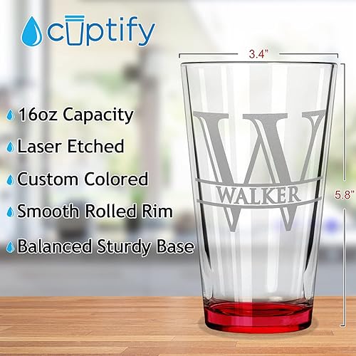 Miniatura 2 de Vaso de cerveza personalizado elaborado con monograma grabado con monograma grabado de 16 onzas con fondo rojo, taza personalizada, regalo de