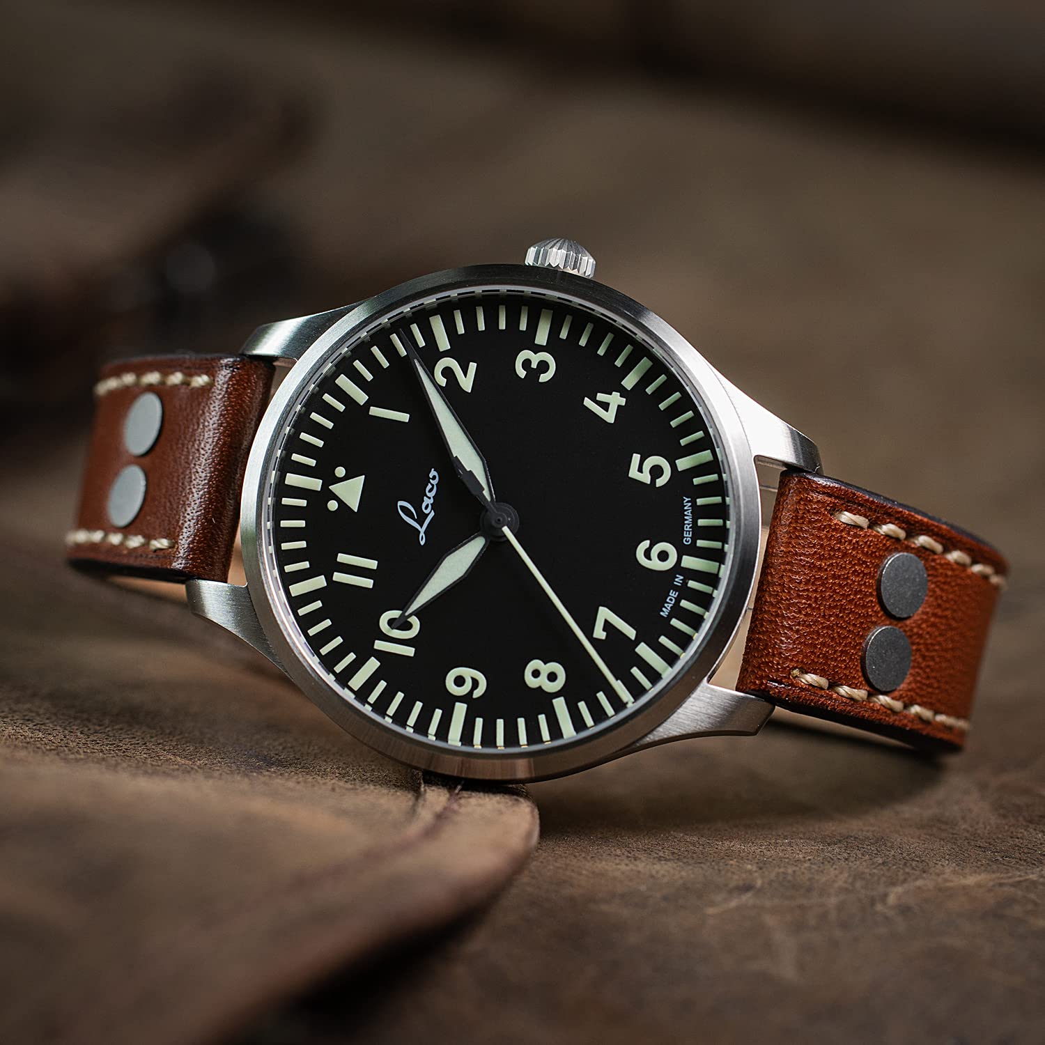 Laco Fliegeruhr Genf.2 40 Made in Germany – 40 mm Ø hochwertige Quarzuhr – Baumuster A – Einzigartige Qualität. Herausragende Verarbeitung – Wasserdicht