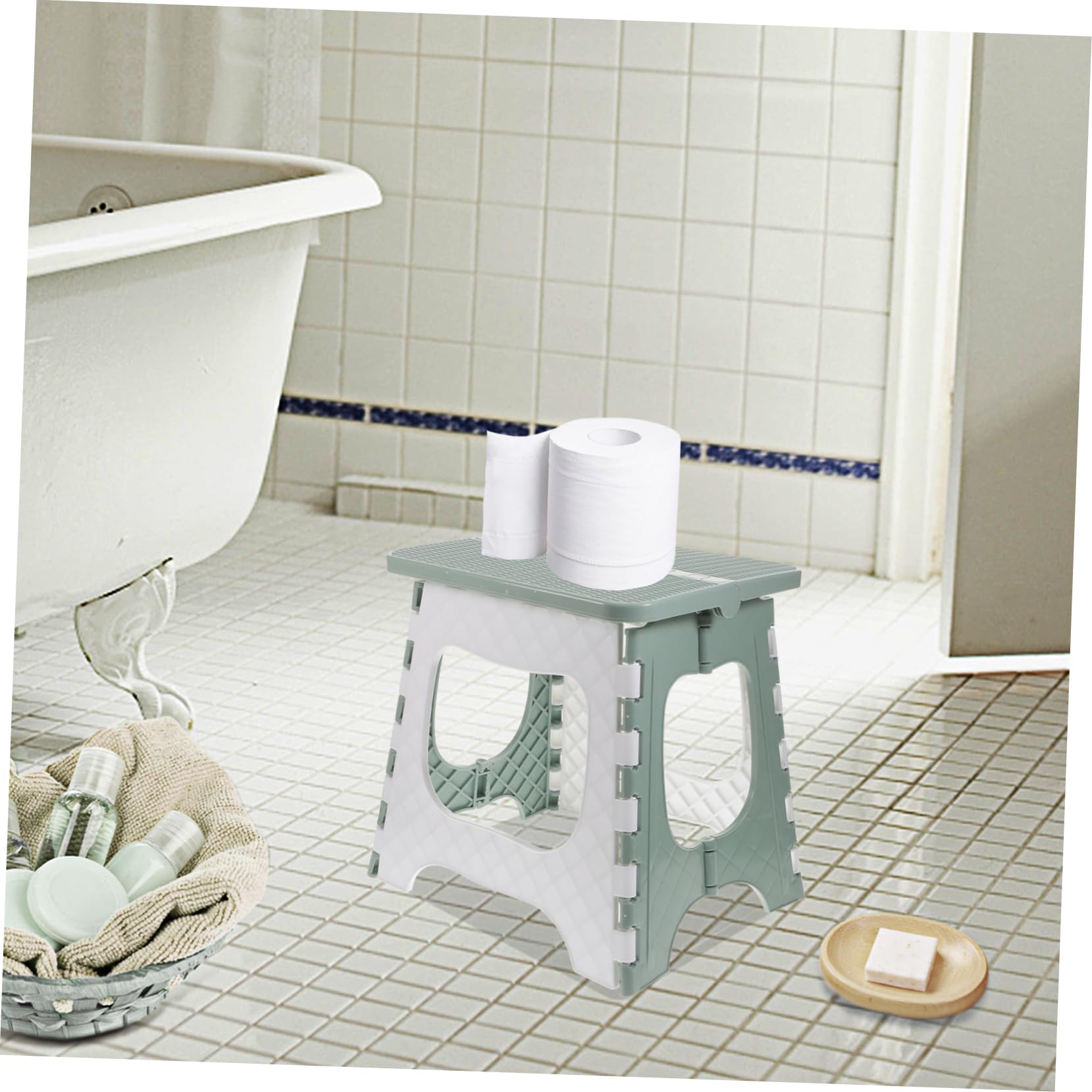 TOPPERFUN Portable Collapsible Chair Lightweight Plastic Folding Stool for Home Use Green for Outdoor Activities Camping Fishing and Travel Space Saving Design