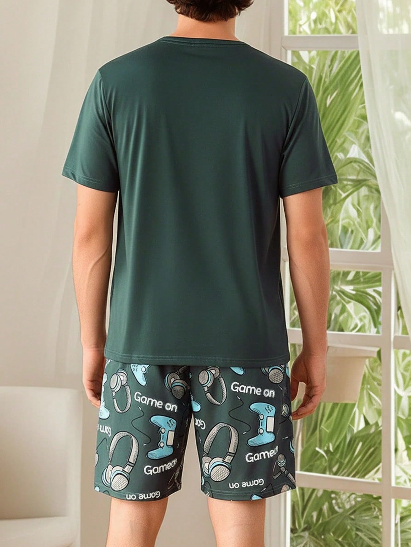 Trendy Gaming Controller Print Loungewear Set for Men Comfortable Short Sleeve Shorts Sleepwear