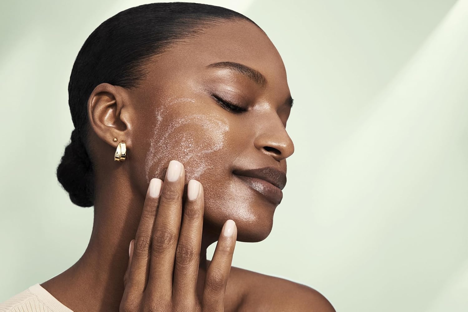 EVE LOM Cleansing Oil - Skin Care Face Wash - Nourishing Oil Cleanser for Face and Make-up - 150ml - Image 5