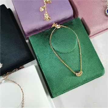 necklace display bust Neck Portrait Model Jewelry Rack Pendant Necklace Showing Stand Display Props for Store Window(White PU)