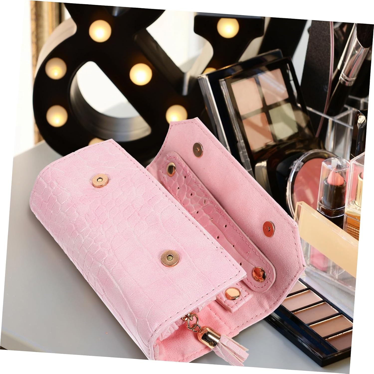 BESPORTBLE Travel Jewelry Organizer Roll Lightweight Compact Jewelry Holder Pouch for Necklace Earrings Rings Bracelet Wear-resistant Multifunctional Travel Case for Business Trips Outdoor