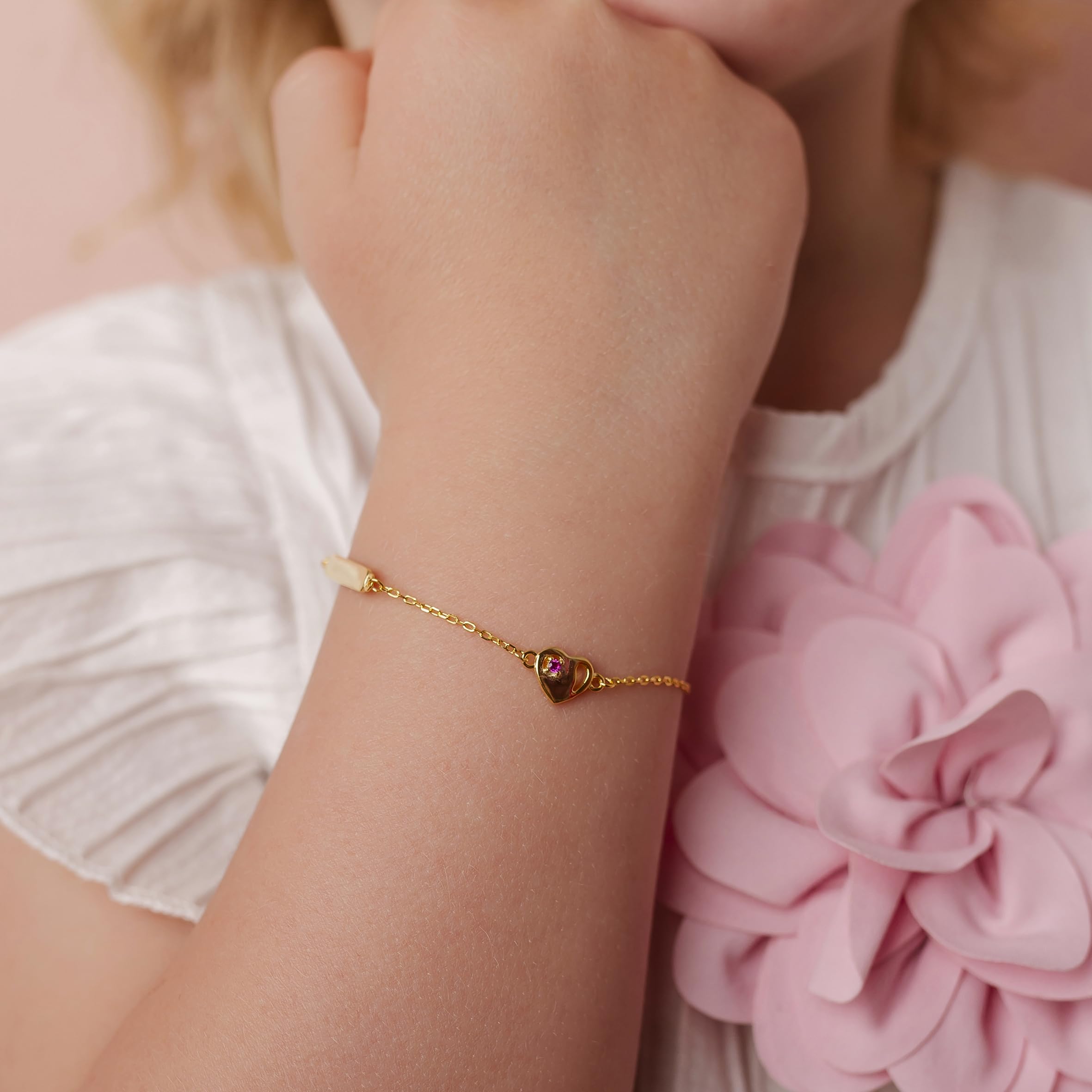 Sakrami Bracciale per Bambini Personalizzabile in Argento 925, Targa con Nome e Cuore con Zircone Fuxia, Placcato Oro o Rodio Regalo per Compleanno Comunione Cresima o Nascita Scatola