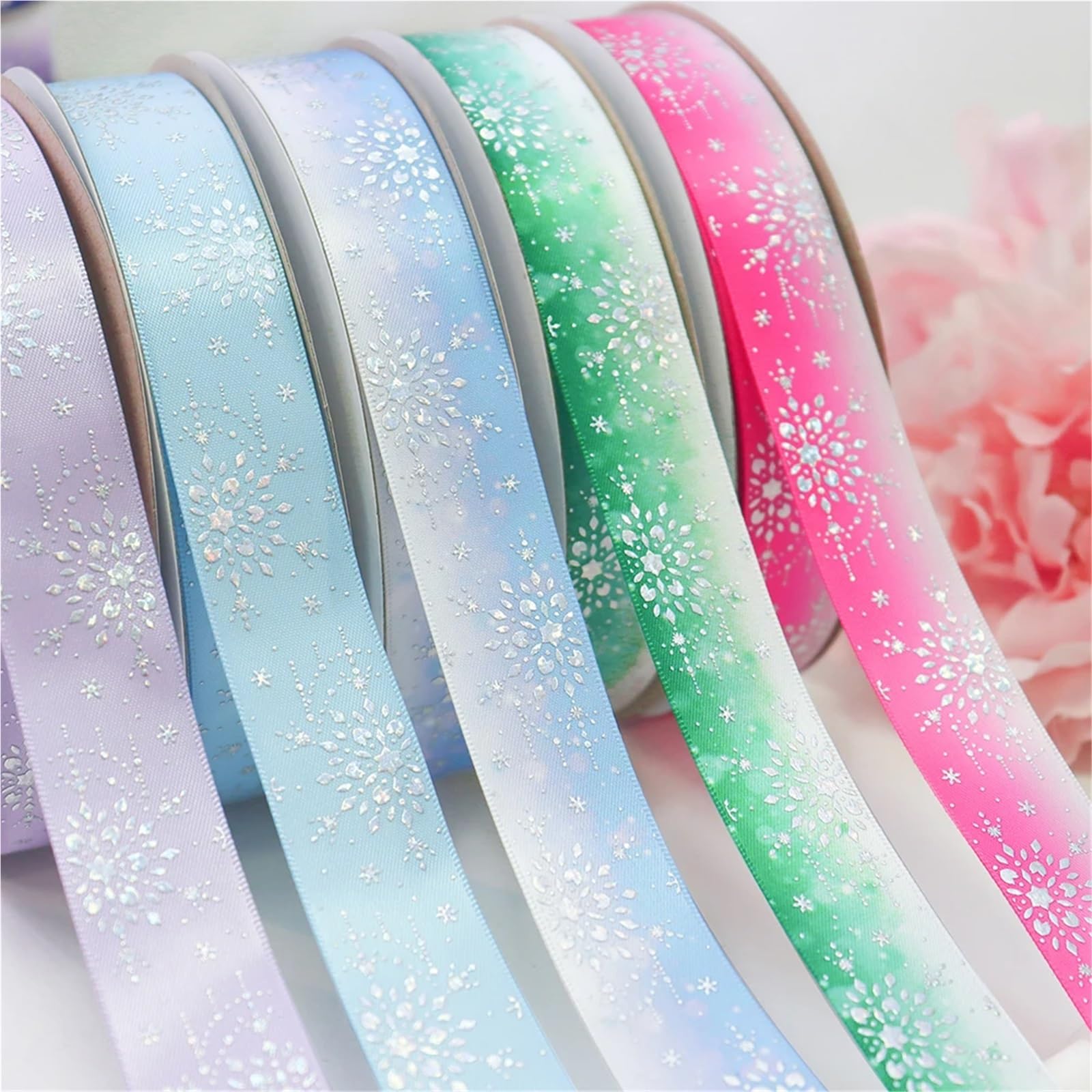 Nastro Con Stampa A Caldo Nastro di raso stampato con fiocco neve in lamina d'argento al laser da 25 mm for l'imballaggio decorazioni for feste Accessori for cucire fai-da-te(White,50Yards)