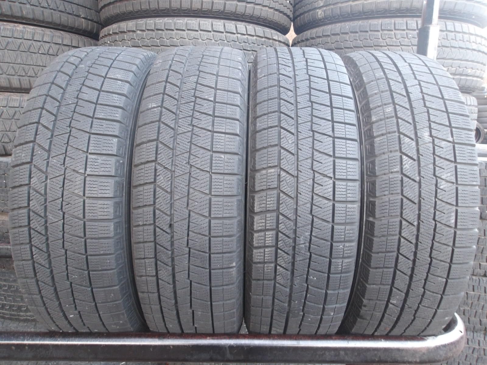 Amazon.co.jp: Q236-ソ1 185/70R14 冬4本セット スタッドレス 88Q 185