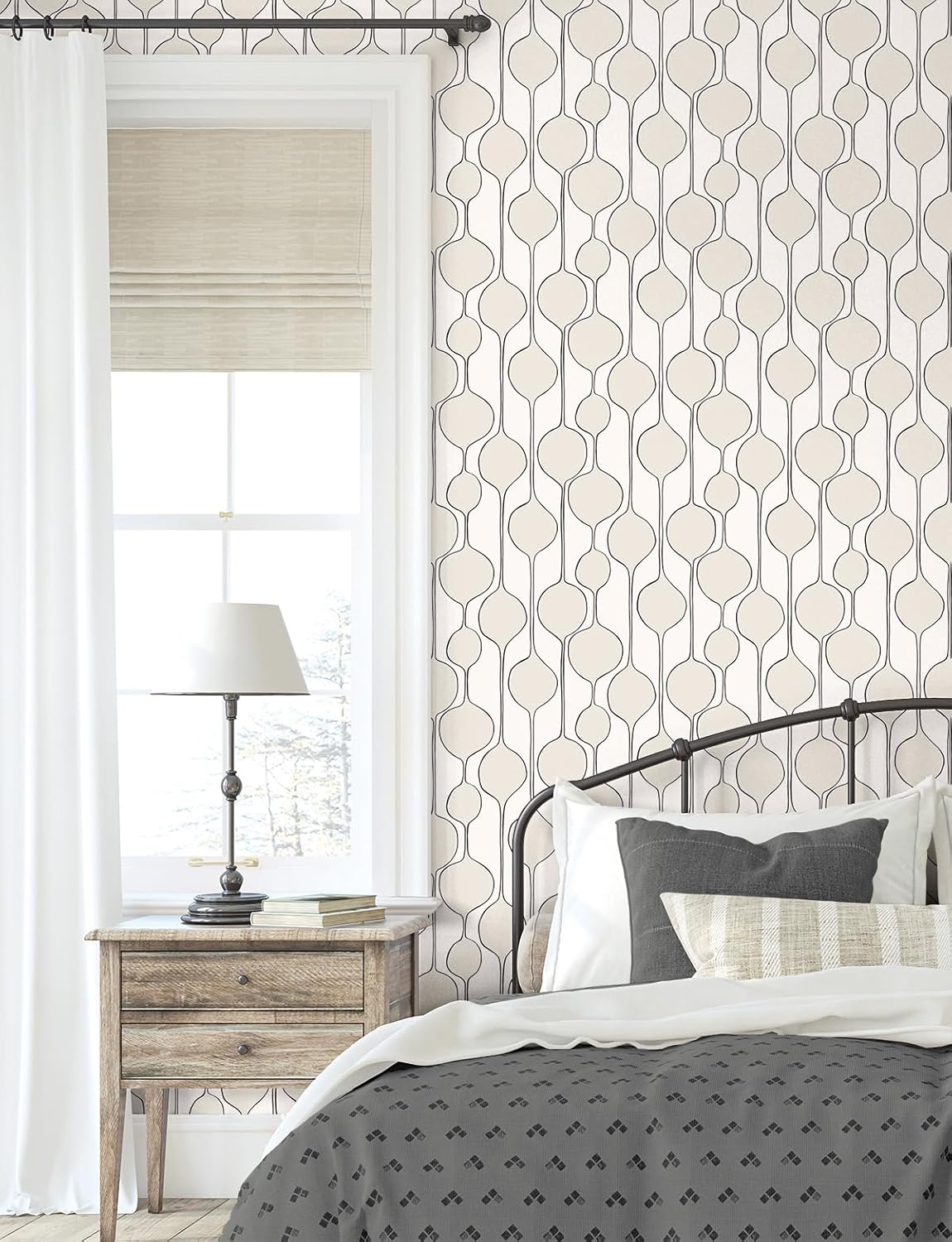 NextWall Bubble Stripe Peel and Stick Wallpaper (Marshmallow)