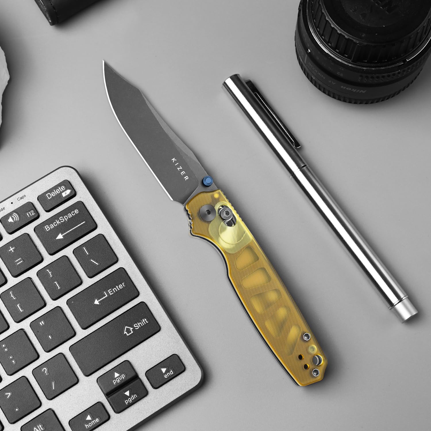 Kizer Pokiman CC Taschenmesser 8 cm Clip Point AEB-L Klinge Klappmesser Gelber PEI Griff Daumenknopf EDC Messer