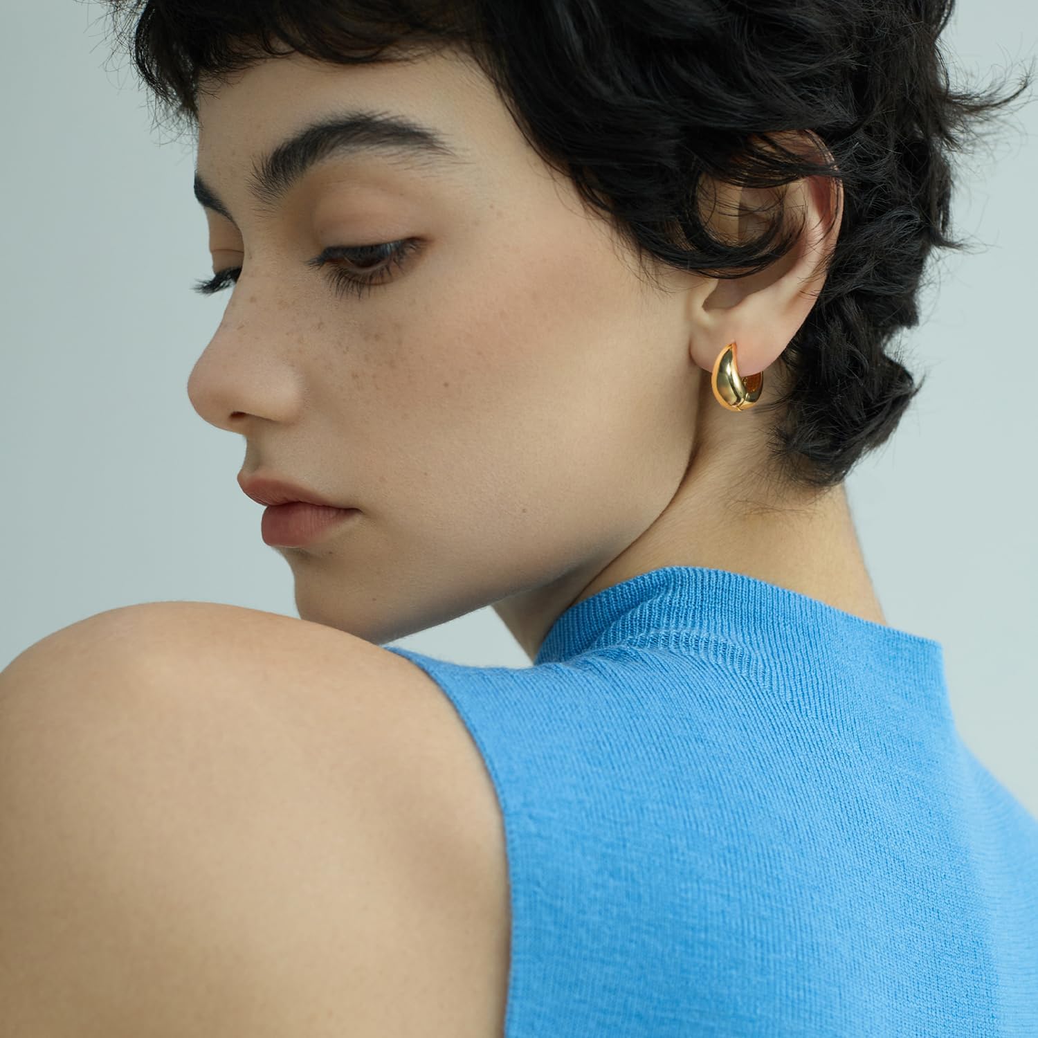 Chunky Gold Thick Hoop Earrings for Women, 18k Gold Plated Lightweight Hypoallergenic Huggie Hoops, Trendy Jewelry for Women - Image 2